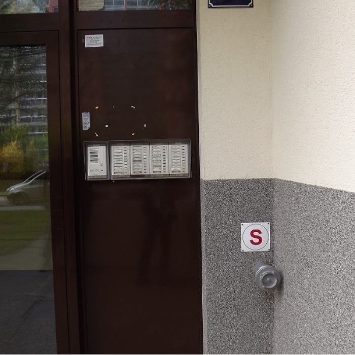Pavlíkova Domácí videotelefony, kontrola vstupu, samozamykací zámky